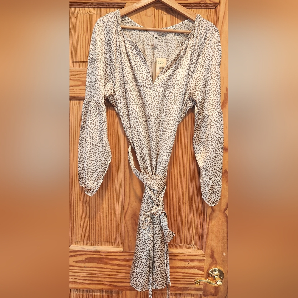Vintage Banana Republic Heritage brand silk charmeuse tunic leopard print
